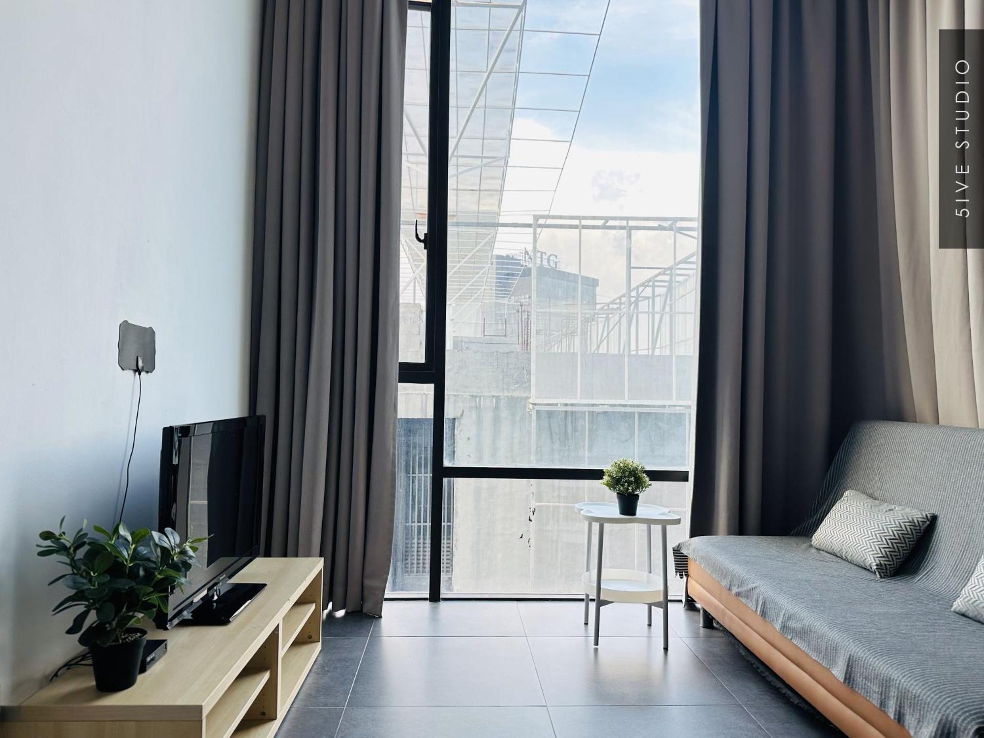 Five Studio - Empire Damansara Petaling Dzsaja Kültér fotó
