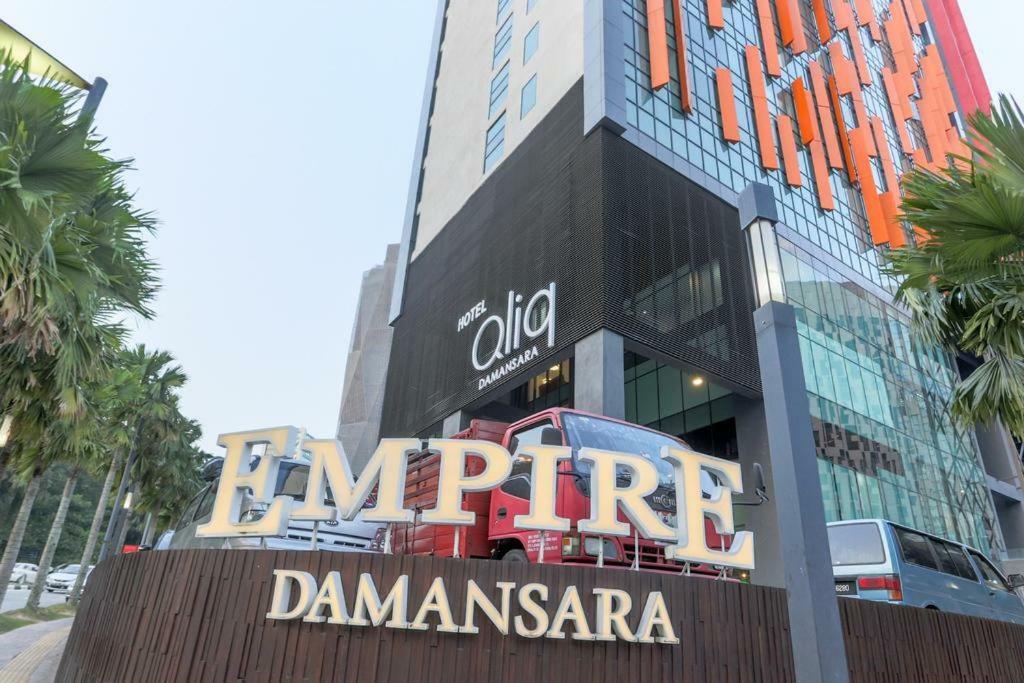Five Studio - Empire Damansara Petaling Dzsaja Kültér fotó